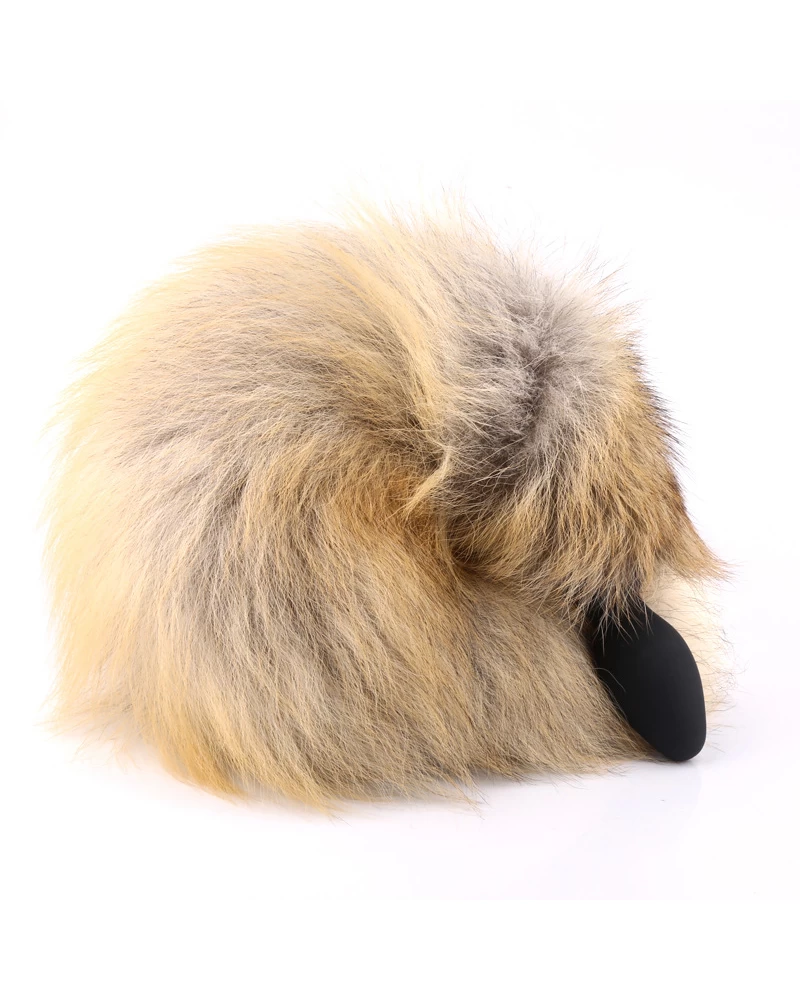 Đuôi cáo nối với <span class='marker'>hậu môn</span>